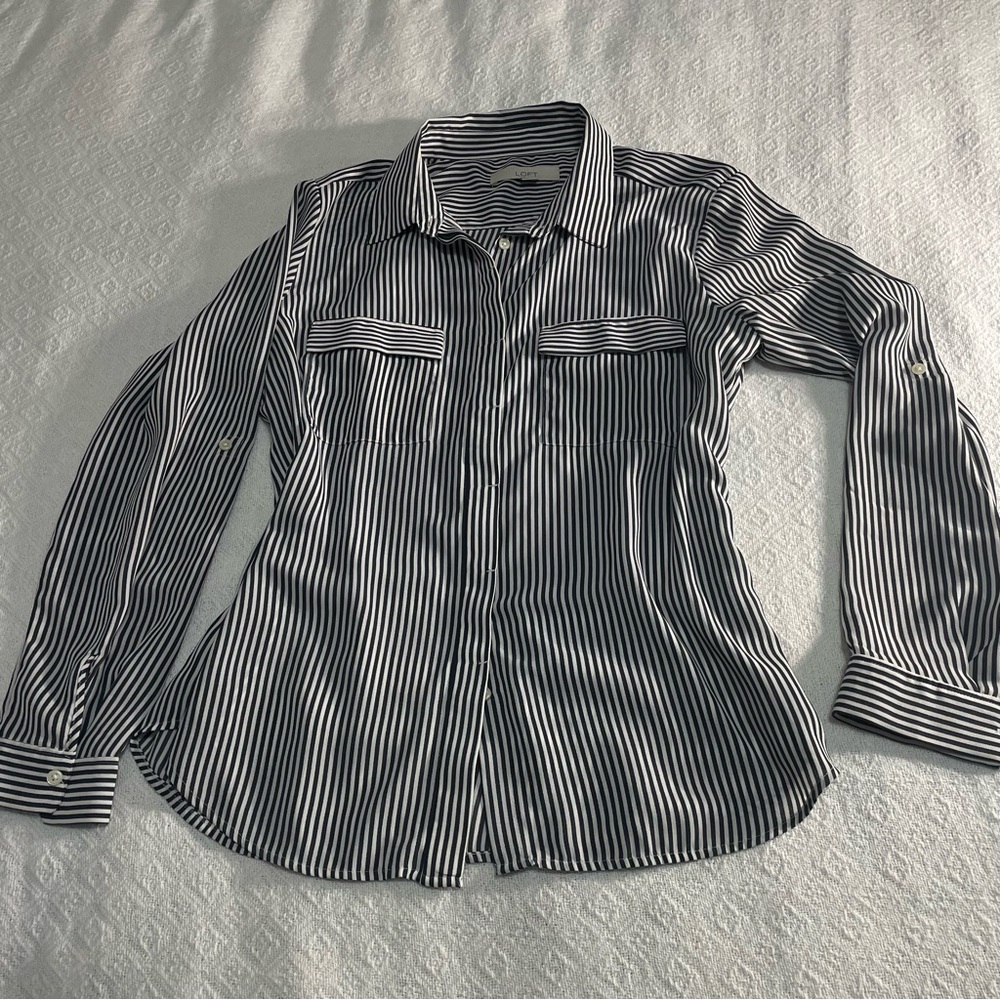 LOFT Black and White‎ Striped Collared Shirt Size M